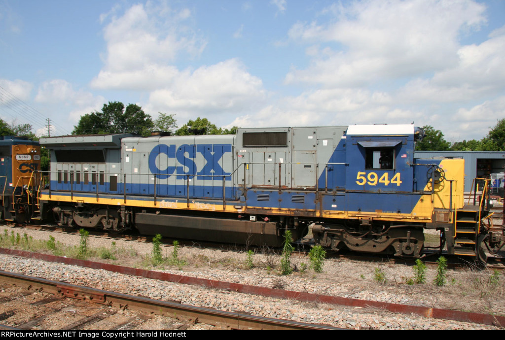 CSX 5944